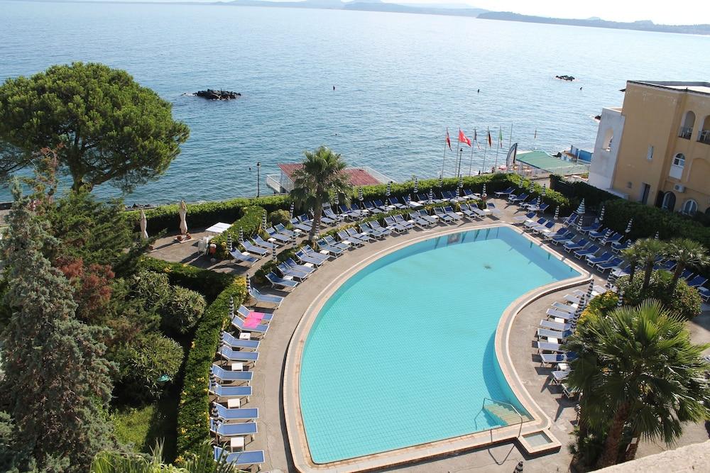 Hotel Terme Alexander Ischia Esterno foto