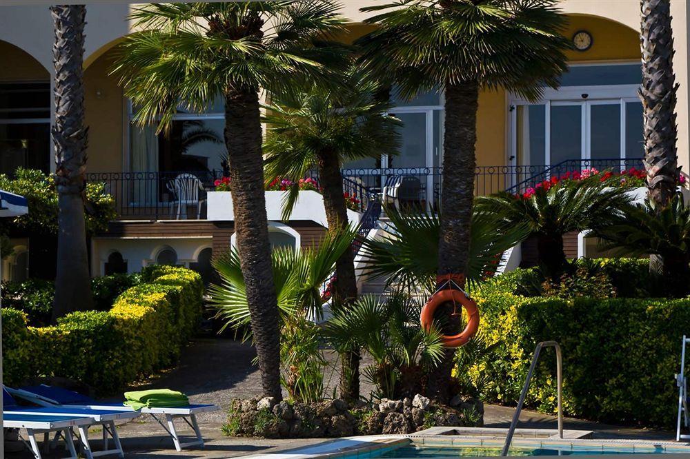 Hotel Terme Alexander Ischia Esterno foto