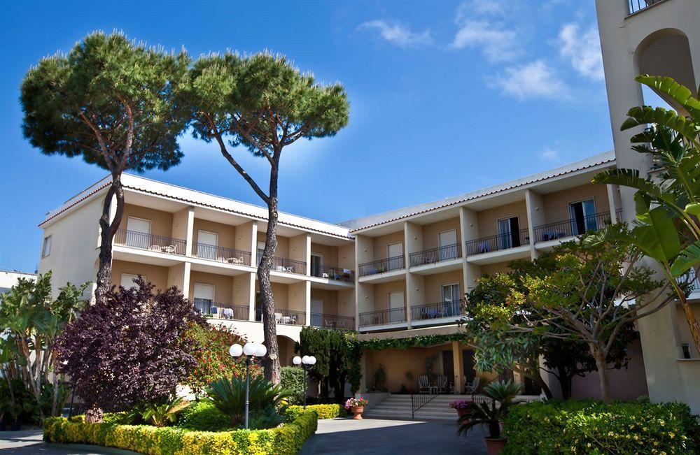 Hotel Terme Alexander Ischia Esterno foto
