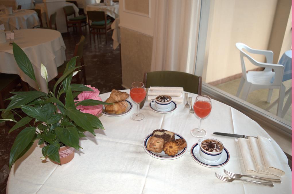 Hotel Terme Alexander Ischia Esterno foto