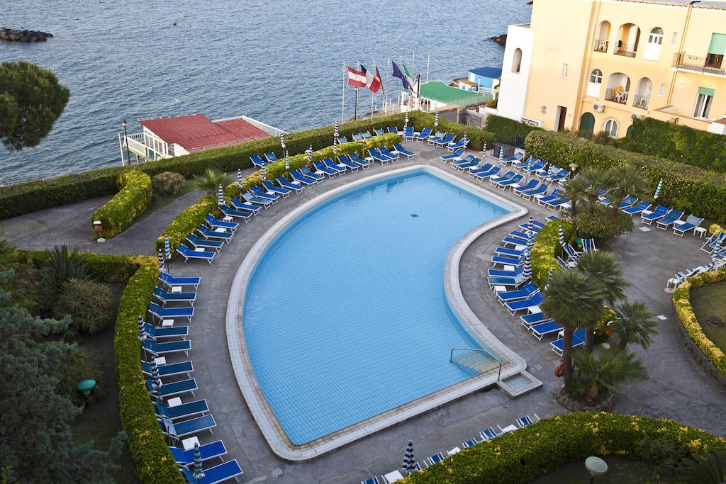 Hotel Terme Alexander Ischia Esterno foto