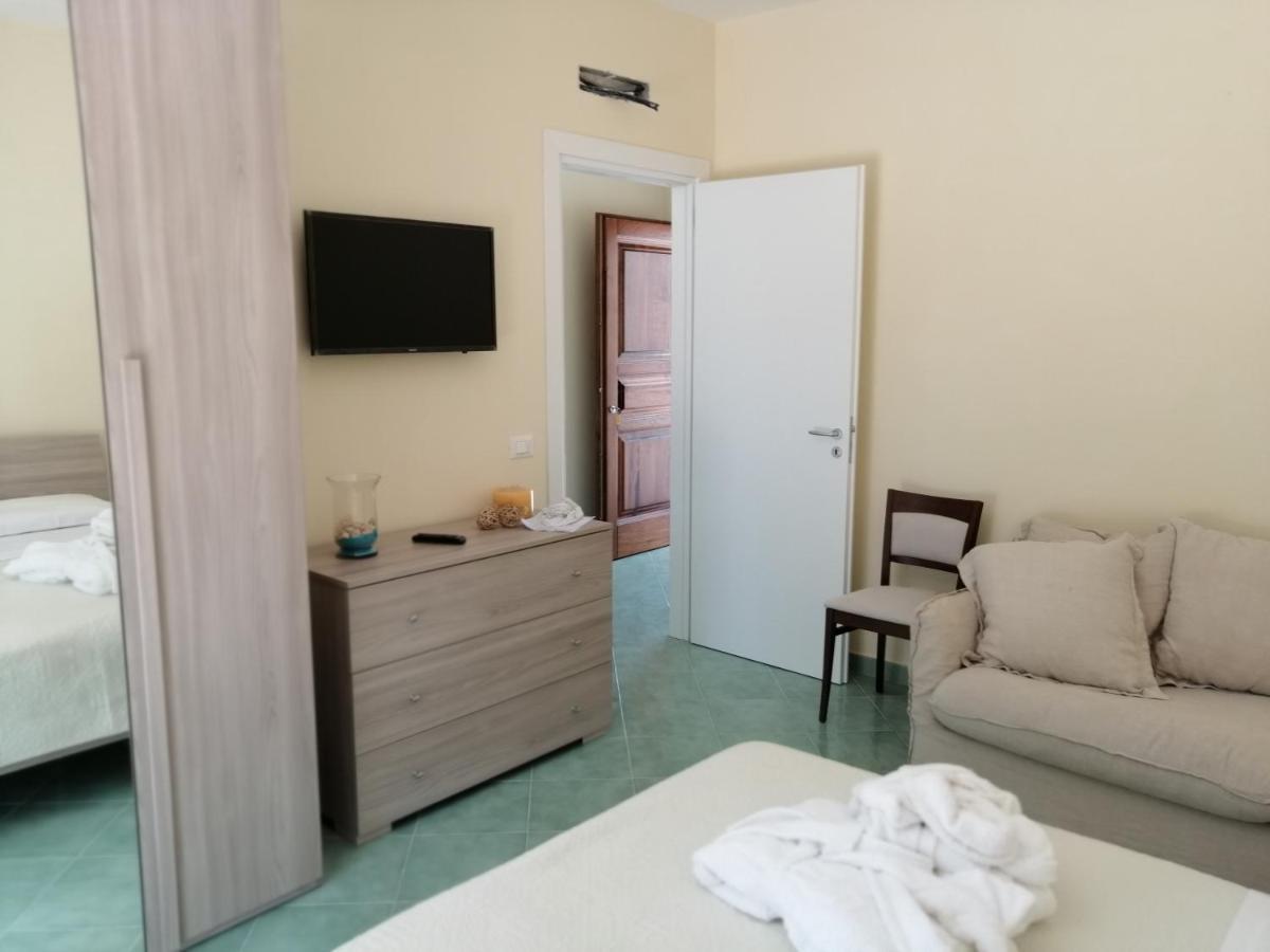 Hotel Terme Alexander Ischia Esterno foto